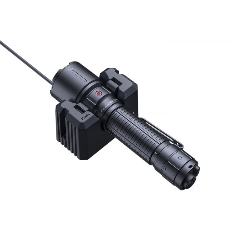 LAMPE FENIX WF26 RECHARGEABL 3000 LUMENS
